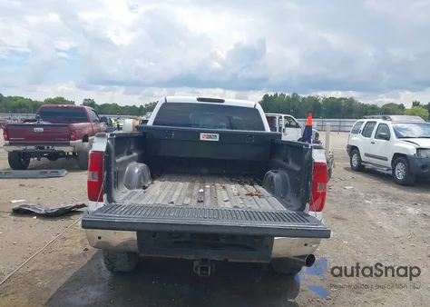 2008 Chevrolet Silverado 2500Hd Lt1 z USA, uszkodzony, nr VIN 1GCHK23K38F184901